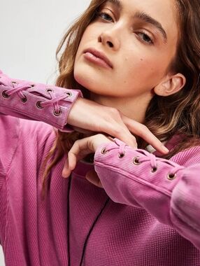 NWT. Free People Lapis Cuff Thermal. Size S